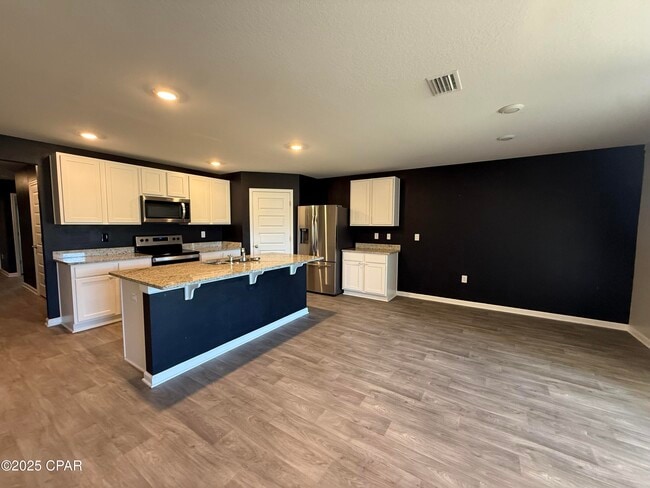 Photo - 255 Ryder Ln