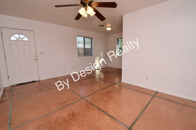 Building Photo - 2-Bed 1-Bath near University of Arizona wi...