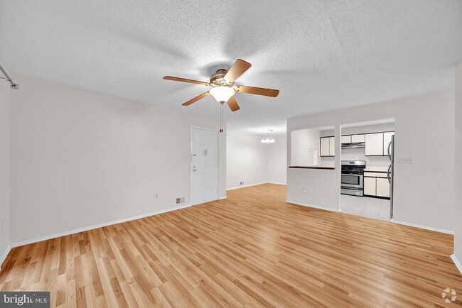 Building Photo - 421 Lancaster Ct Rental