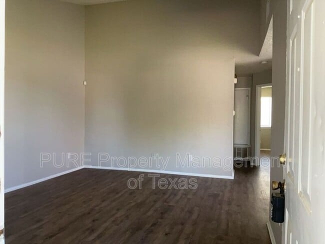 Photo - 608 Greenlawn Blvd