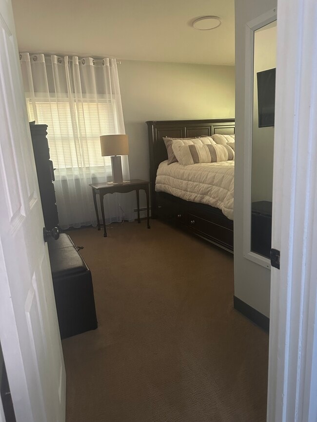 Photo - 1857 Division Rd