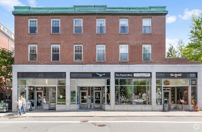Building Photo - 131 Essex St Unit 32 Rental