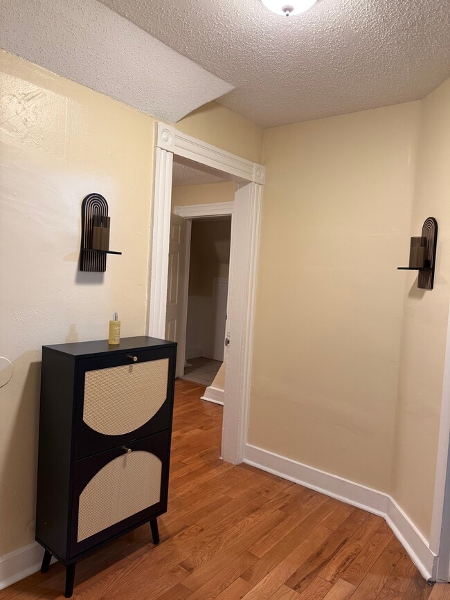 Photo - 117 Lloyd St Unidad 3