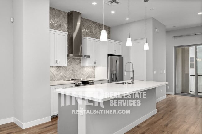 Photo - L32 East Sacramento Home