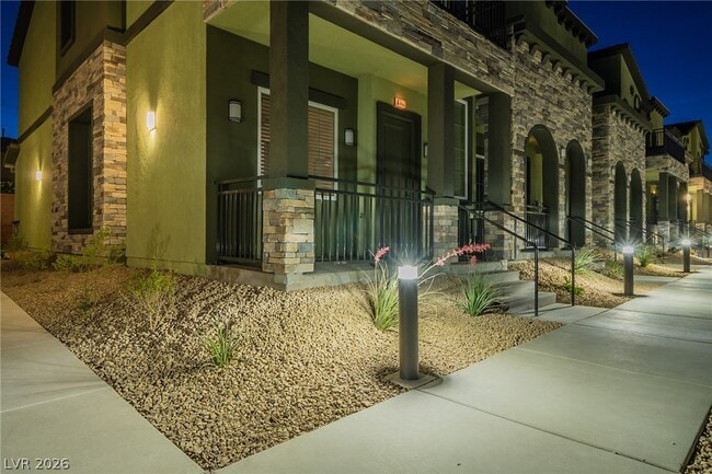 Building Photo - 6444 Spring Jog St