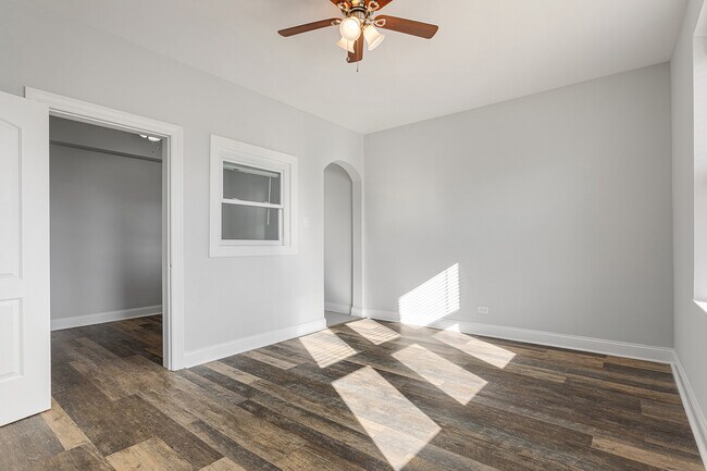 Photo - 1608 W Sherwin Ave Unit 710