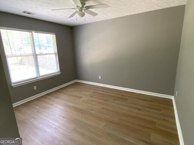 Photo - 6506 Chestnut Lake Crossing