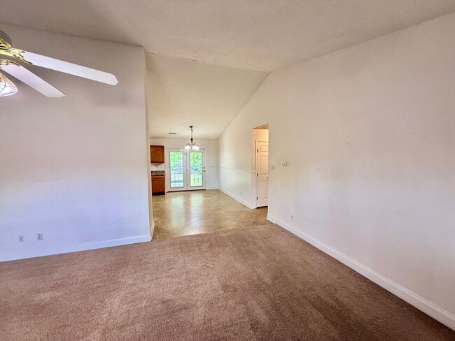 Photo - 1909 Rommel Dr