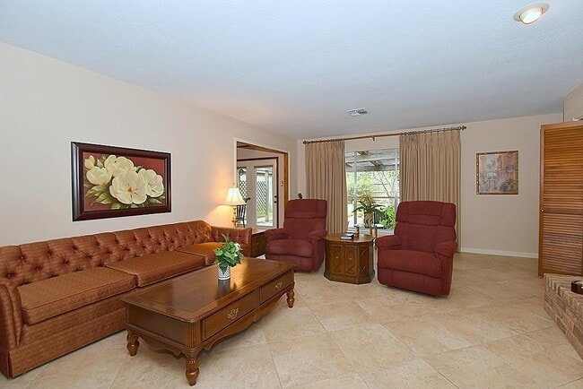 Photo - 1126 Western Springs Dr