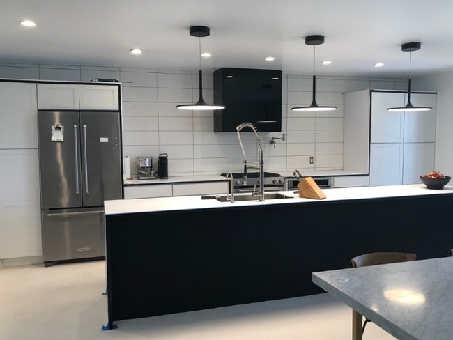 Photo - 250 Wilson Ave Apartment