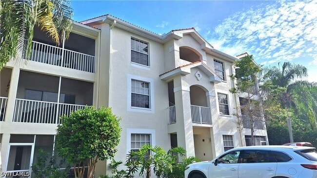 Building Photo - 4645 St Croix Ln Unit 1324