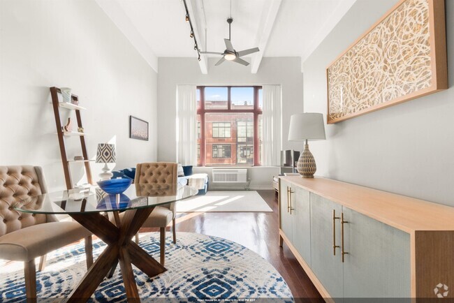 Building Photo - 1500 Hudson St Unit 8O Rental