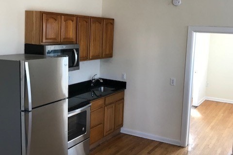 Building Photo - 606 N Roan St Unit 9A