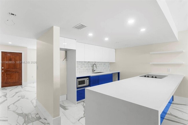 Photo - 3973 NE 167th St