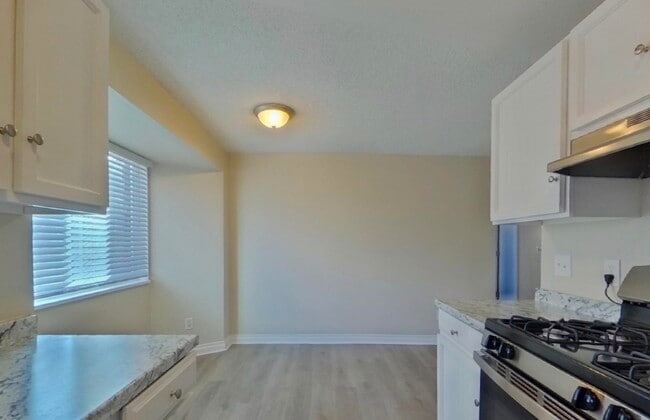 Photo - Beautiful Home In Saint Paul St Available Now!