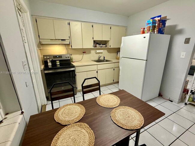 Photo - 2732 NW 16th Terrace Unit 2734