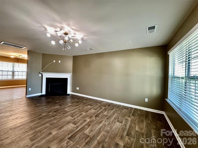 Photo - 1210 Leno Ln