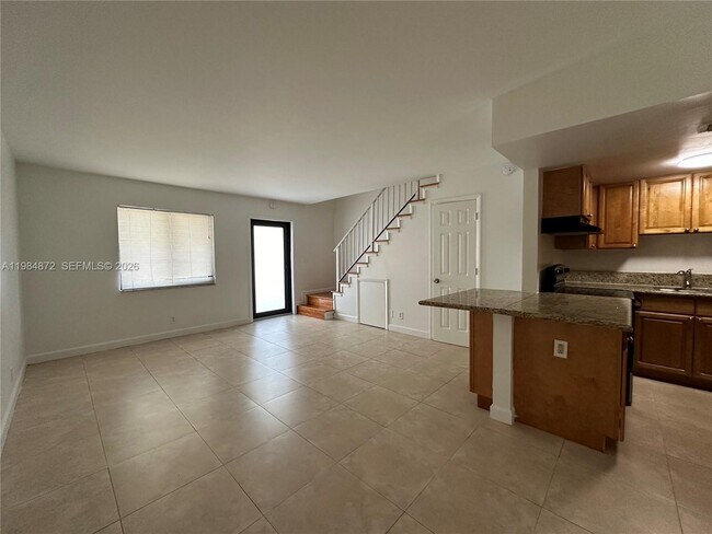 Photo - 2705 NE 9th Ave