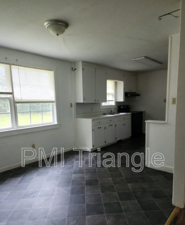 Photo - 5609 Hollytree Dr