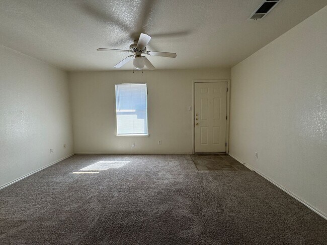 Photo - 1801 Cedarhill Dr Unidad Apt D