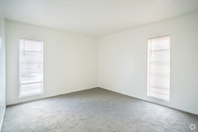 2BD, 2BA - 1,085SF - Bedroom