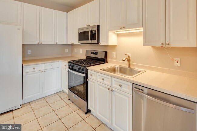 Photo - 9480 Virginia Center Blvd Unidad 308