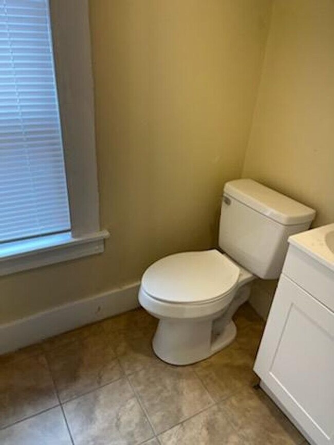 Photo - 1282 Vinton Ave Unidad #4