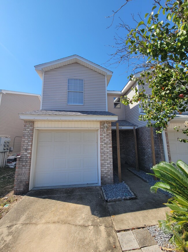 Photo - 504 Keystone Rd Townhome