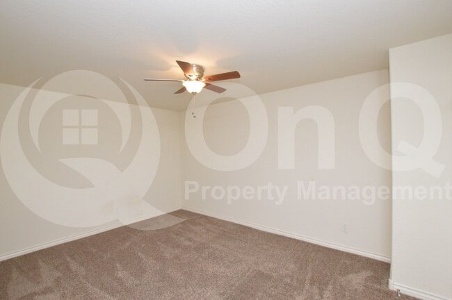 Building Photo - 854 S San Marcos Dr Rental