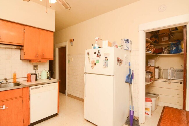 Photo - 3815 N Damen Ave Unit J01P