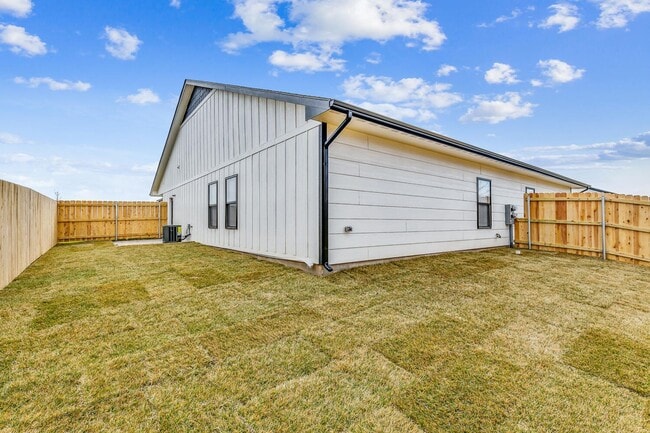 Photo - 3513 W 45th St S