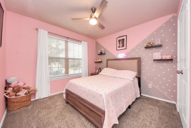 Photo - 15435 Sicomoro Viejo St