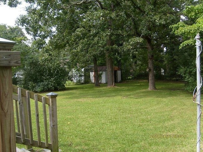 Photo - 142 Bryan Blvd