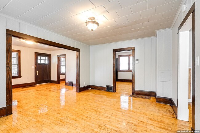 Photo - 745 Racine St Unit 745