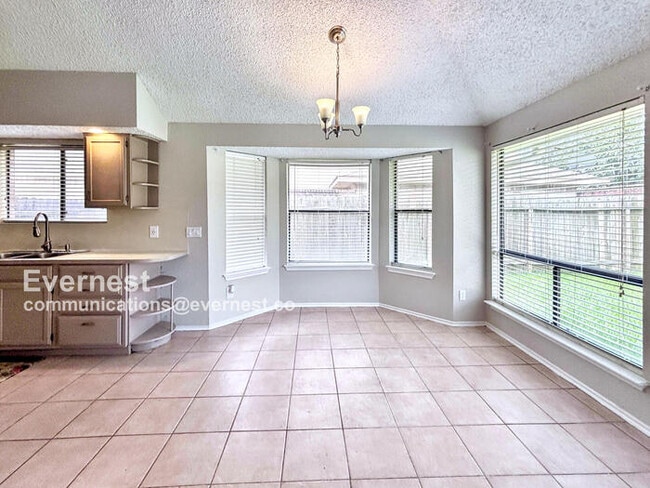 Photo - 2734 Indian Trail Dr