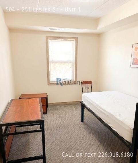 Photo - 251-251 Lester St Unit 1