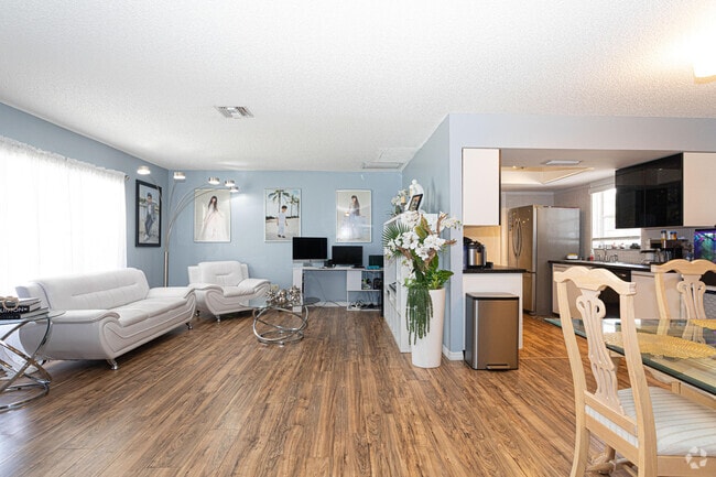 Building Photo - 1248 SE Ladner St Rental
