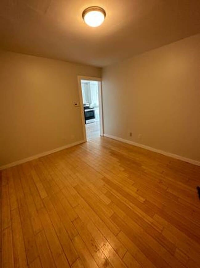 Photo - 1BR/1BA Available November 19!! - Great Do... Unit 202