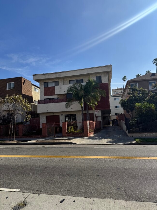 Photo - 142 S Normandie Ave