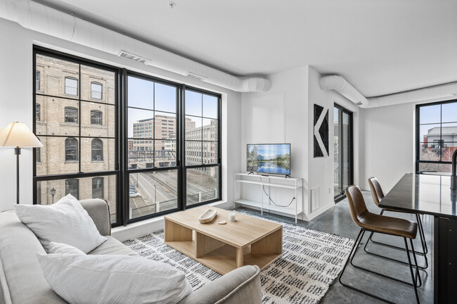 Photo - Intersect Apartments