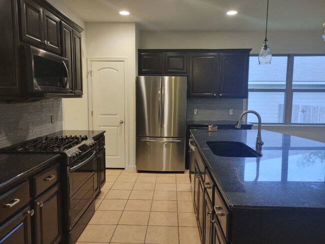 Photo - 1097 Violet Ln