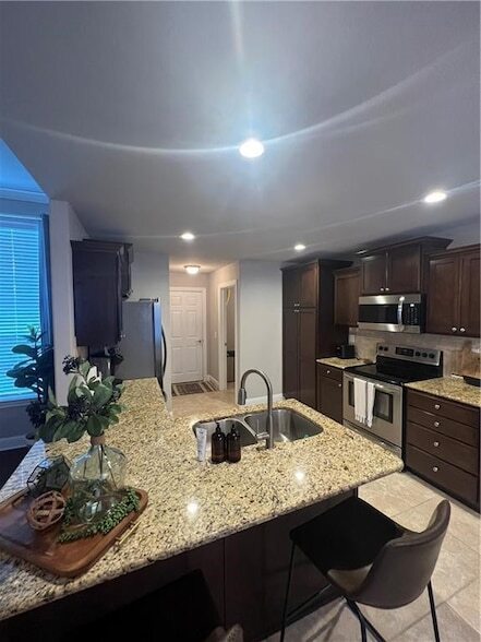 Photo - 2002 Price Ave