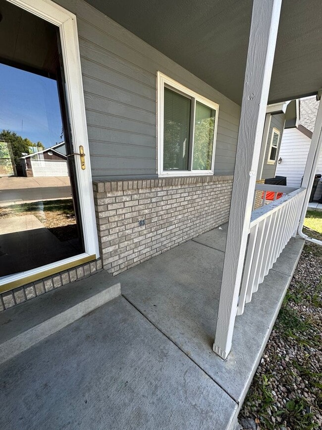Photo - Spacious 5 Bedroom 3 Bath Home