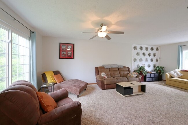 Photo - 4 Bedroom West Lafayette Home!