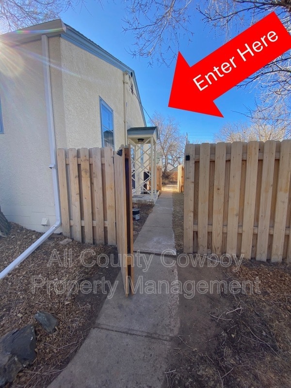 Photo - 260 N 7th St