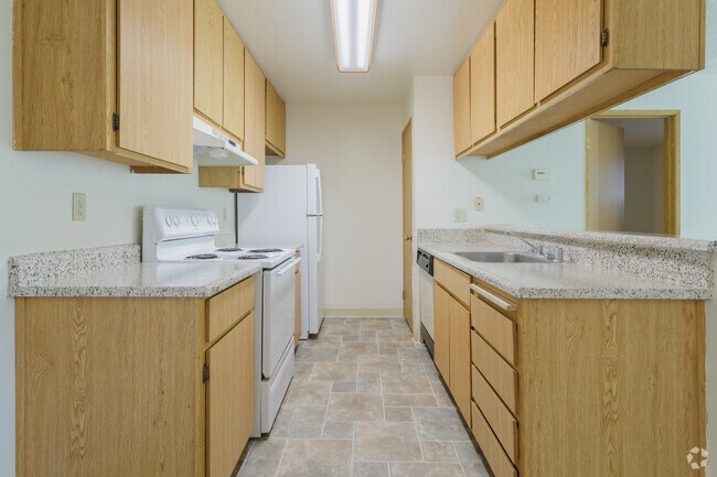 1BR, 1BA - 635 SF