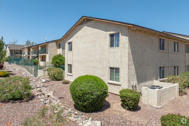 Photo - Shamrock Glen Condiminiums