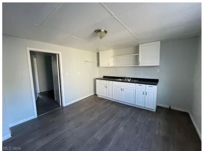 Photo - GARFIELD HTS 4 BEDROOM 1 BATH