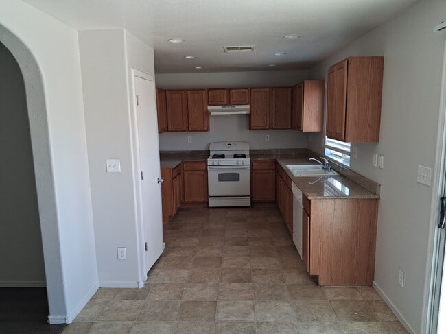 Photo - 8011 Torremolinos Ave