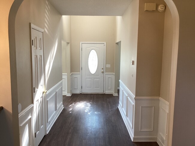 Photo - 121 Sandy Ln